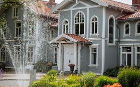 Losby Gods Manor